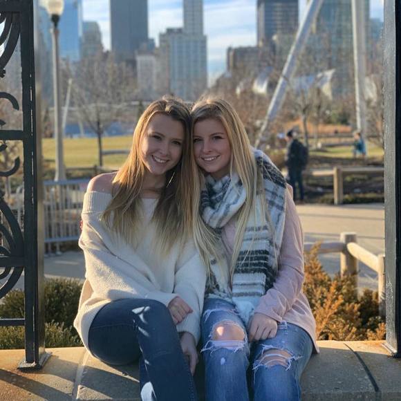 Meet your Posher, Allison - Picture 1 of 1